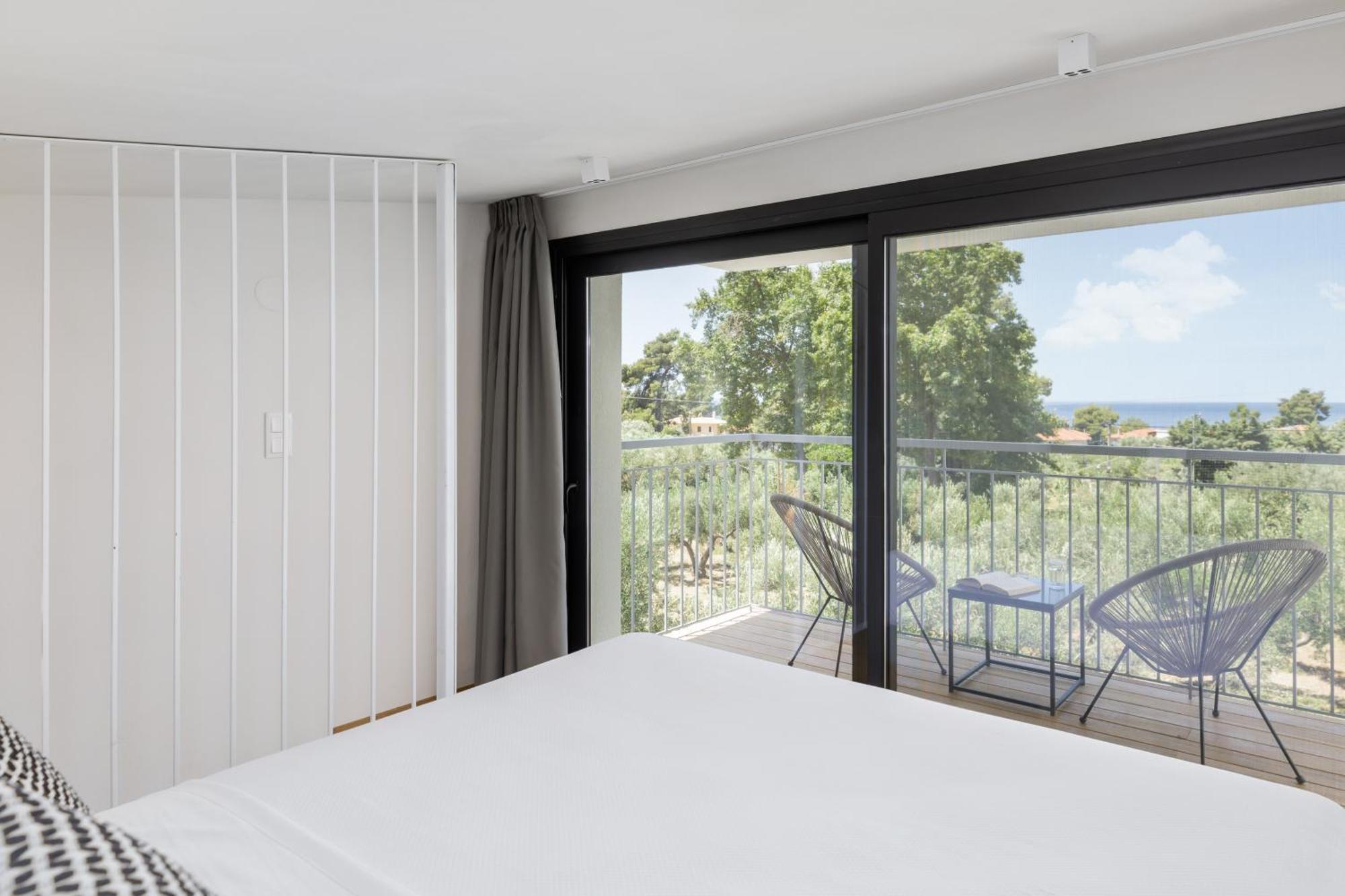 Olea Villas By Halu!, Cozy Villa In Nikiti ラゴマンドラ エクステリア 写真