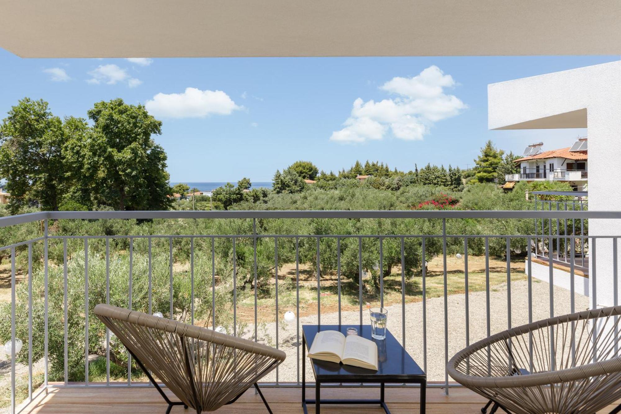 Olea Villas By Halu!, Cozy Villa In Nikiti ラゴマンドラ エクステリア 写真